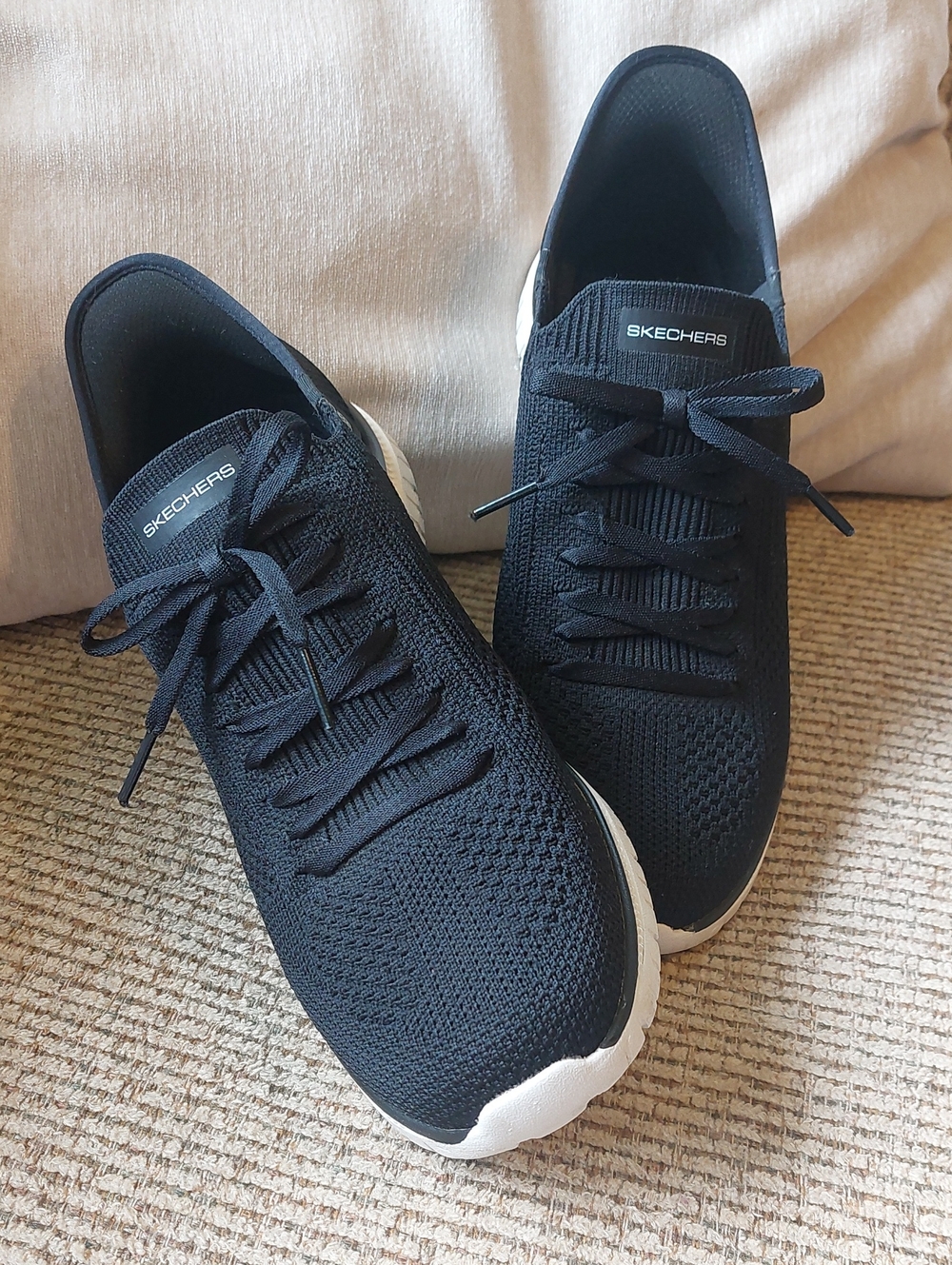 Skechers "Virtue" Slip-ins